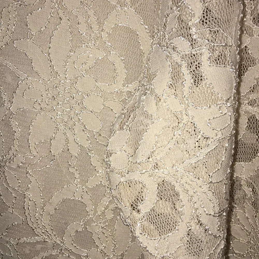 Ivory lace Chico’s top sz.1